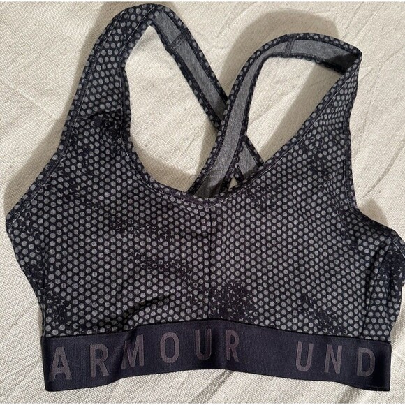 Under Armour Low Impact Sports Bra Women’s New Size Small Workout Yoga - Picture 1 of 4